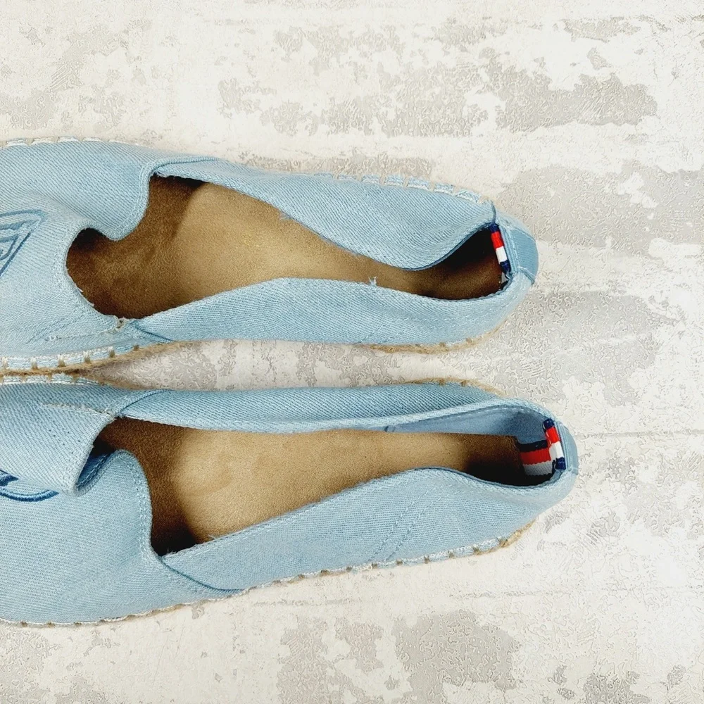 NEW Tommy Hilfiger Pryana-M Light Blue Canvas Espadrille Flats A672